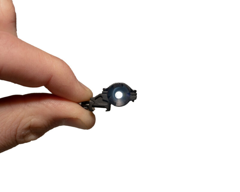 LightOnHold.jpg Product image: LightOnHold.jpg