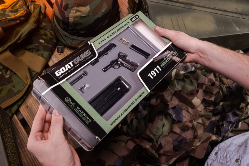 Product image: Openingminiature1911modelblack.jpg