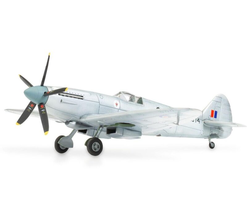 Product image: aira02017b-172-airfix-supermarine-spitfire-pr-xix-squadron-model-models_18451.1730972738.jpg