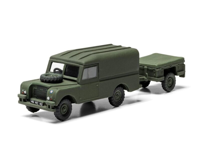 Product image: aira02324f-176-airfix-wlwb-land-rover-hard-top-and-trailer-preorder-squadron-model-models_204279.jpg