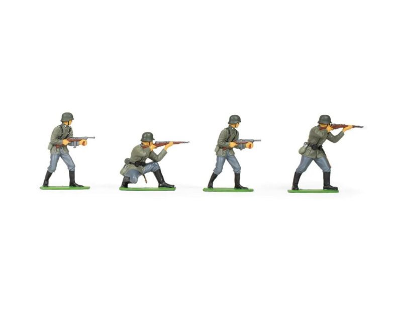 Product image: aira02702v-132-airfix-wwii-german-infantry-squadron-model-models_40257.1781688258.jpg