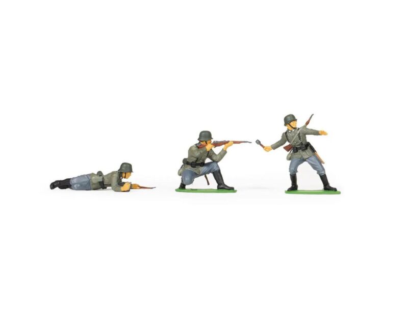 Product image: aira02702v-132-airfix-wwii-german-infantry-squadron-model-models_71784.1781686465.jpg