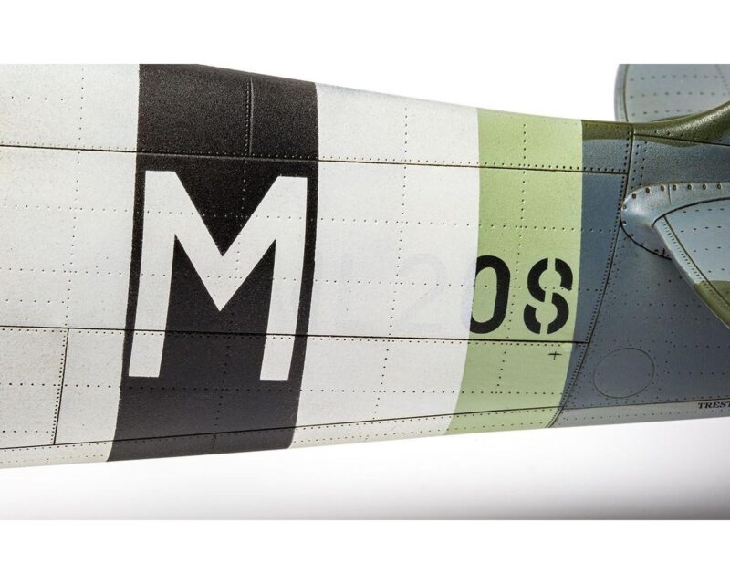 Product image: aira17001a-124-airfix-supermarine-spitfire-mkixc-flying-dray-future-squadron-model-models_225488.jpg