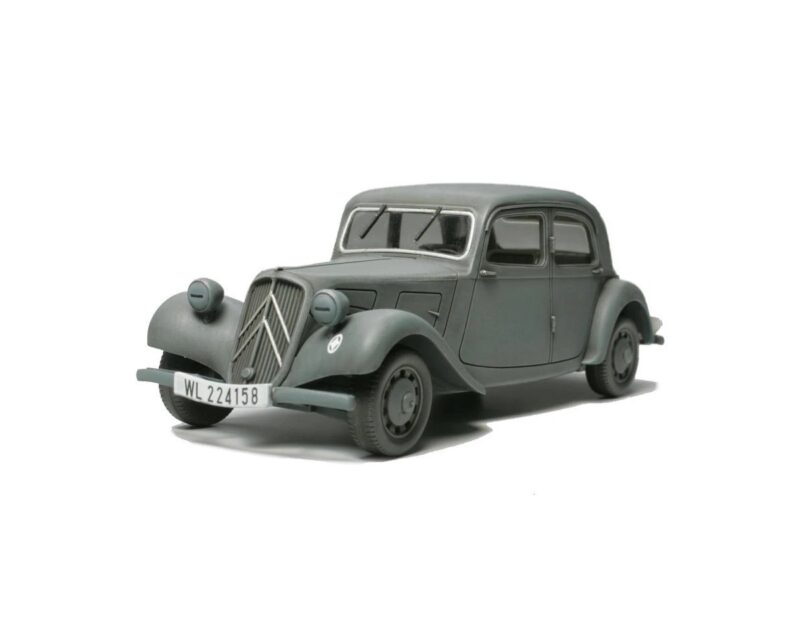 Product image: tam32517-148-citroen-traction-11cv-staff-car-squadron-model-models_89364.1664757367.jpg