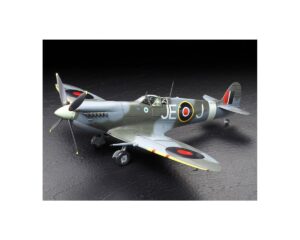 Product image: tam60319-132-supermarine-spitfire-mk-ixc-fighter-squadron-model-models_62134.1664755796.jpg