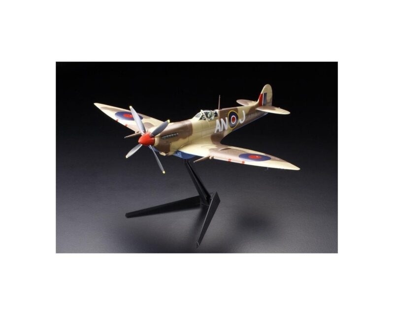 tam60320-132-supermarine-spitfire-mk-viii-aircraft-squadron-model-models_74885.1664754716.jpg Product image: tam60320-132-supermarine-spitfire-mk-viii-aircraft-squadron-model-models_74885.1664754716.jpg